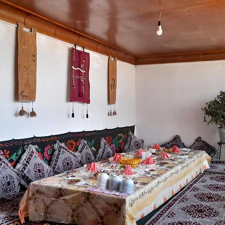 Tilek Guest House Sary-Mogul Kültér fotó