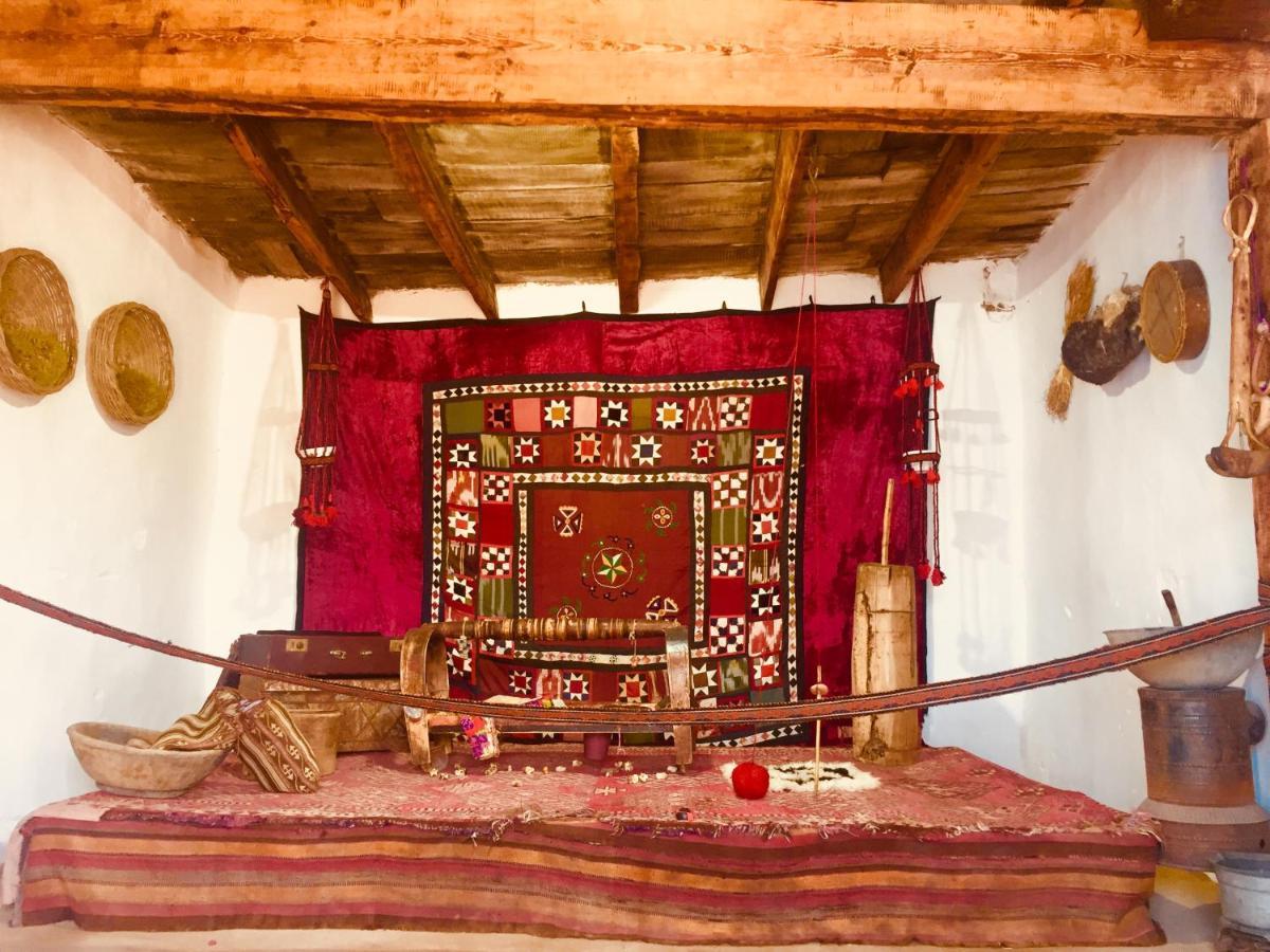 Tilek Guest House Sary-Mogul Kültér fotó